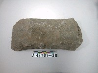 藏品(大型淺腰打製石斧)的圖片
